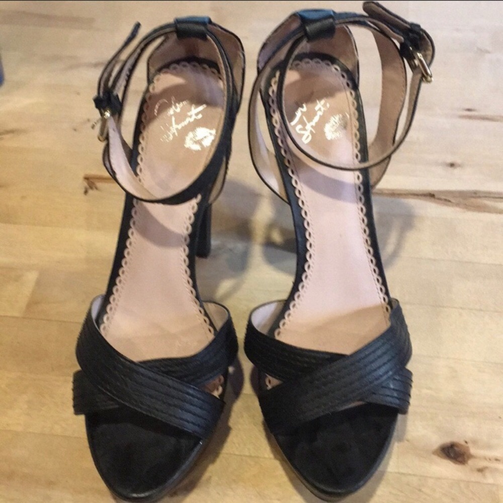 ❤️VICTORIA’S SECRET💋 PLATFORM SANDAL-9 - Picture 4 of 7